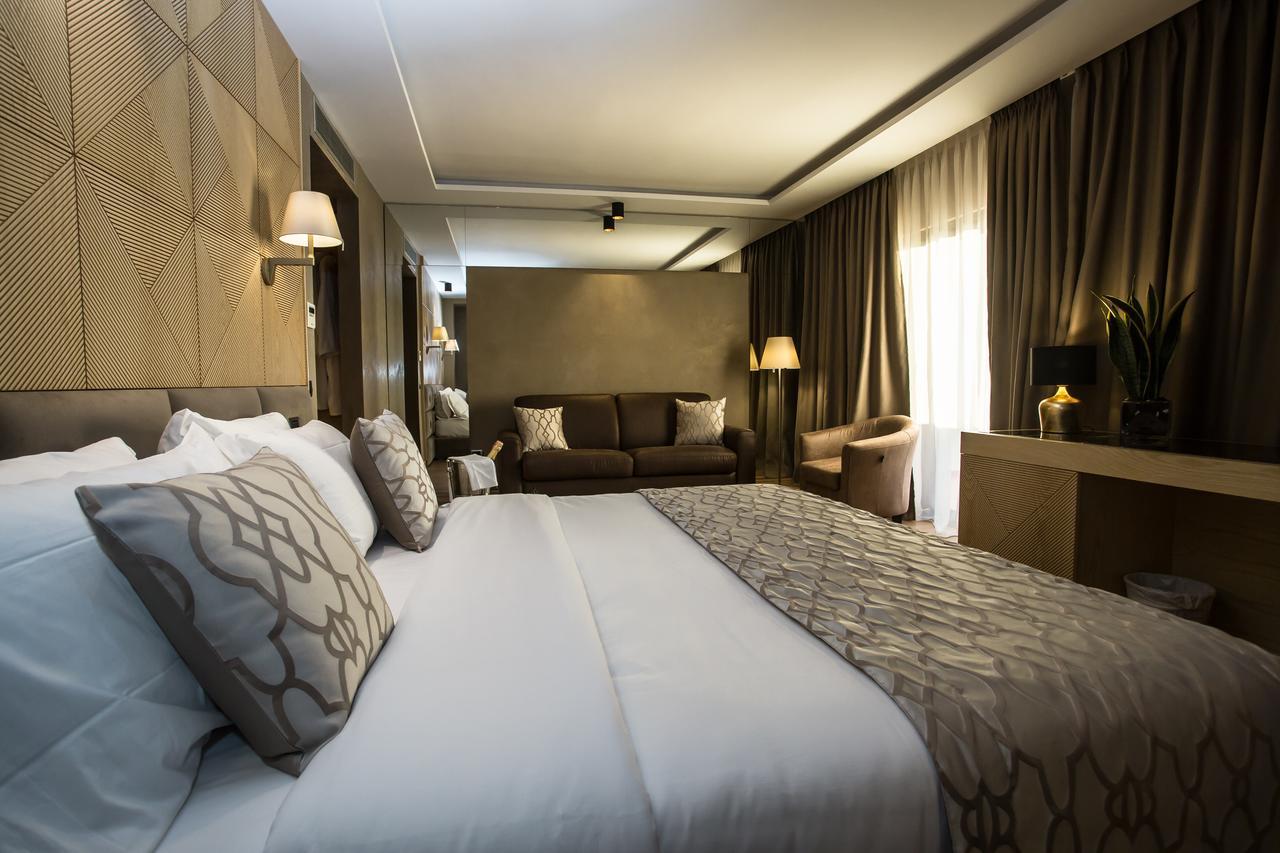 Agroturizem Kodra E Kuajve Hotell Škalngur Eksteriør bilde