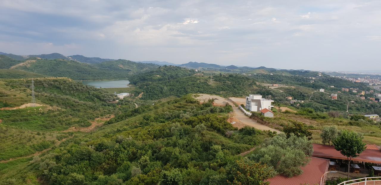 Agroturizem Kodra E Kuajve Hotell Škalngur Eksteriør bilde